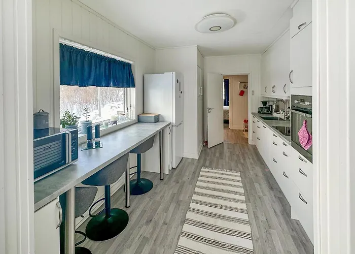 Semesterbostad Beautiful In *